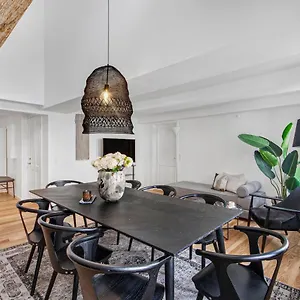 Sanders Regent - Smart Two-bedroom Near Square Copenhagen